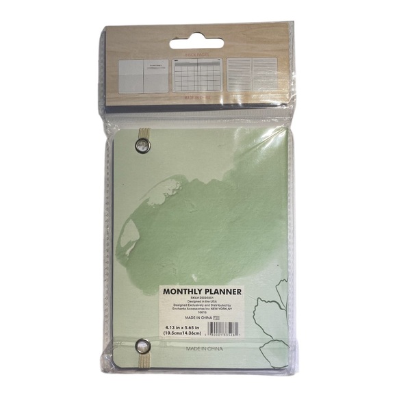 💐4/$20 Green Floral Undated Monthly Planner - Picture 2 of 3